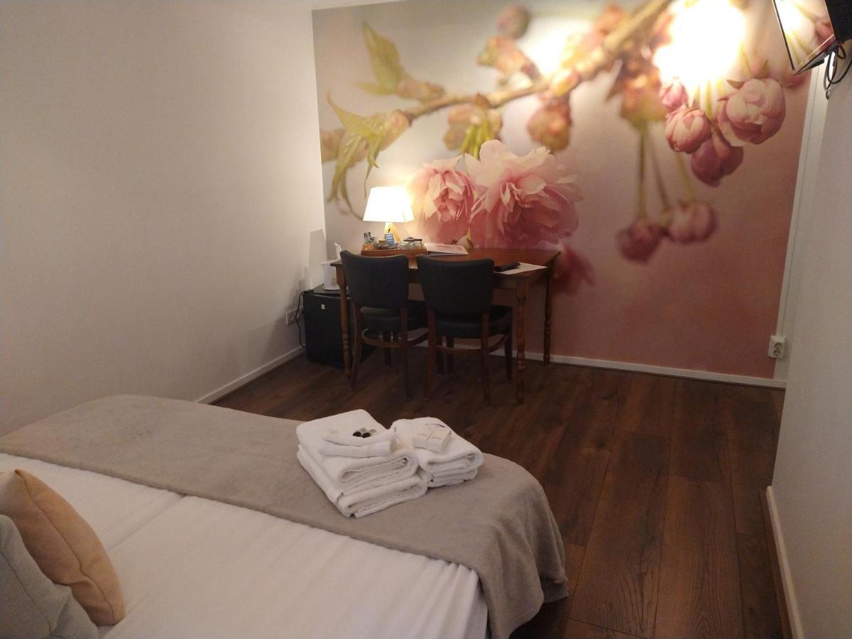 B&B-Hotel De Joremeinshoeve カーツスフーフェル エクステリア 写真
