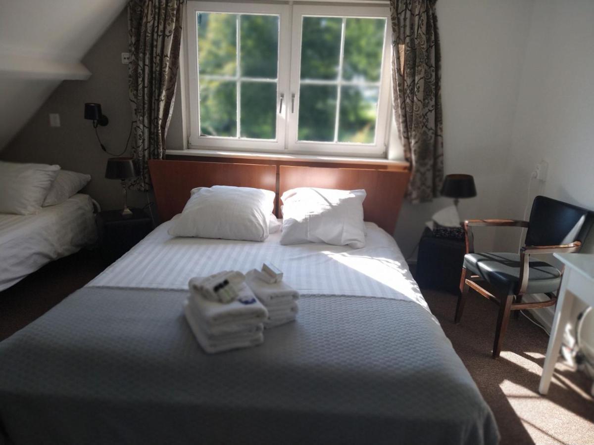 B&B-Hotel De Joremeinshoeve カーツスフーフェル エクステリア 写真