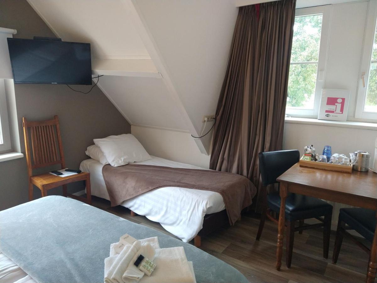 B&B-Hotel De Joremeinshoeve カーツスフーフェル エクステリア 写真