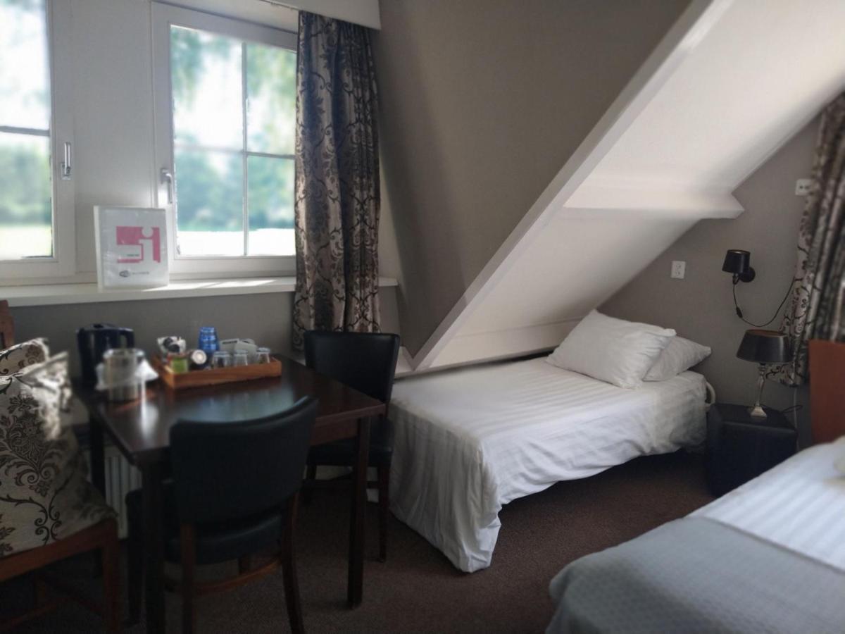 B&B-Hotel De Joremeinshoeve カーツスフーフェル エクステリア 写真