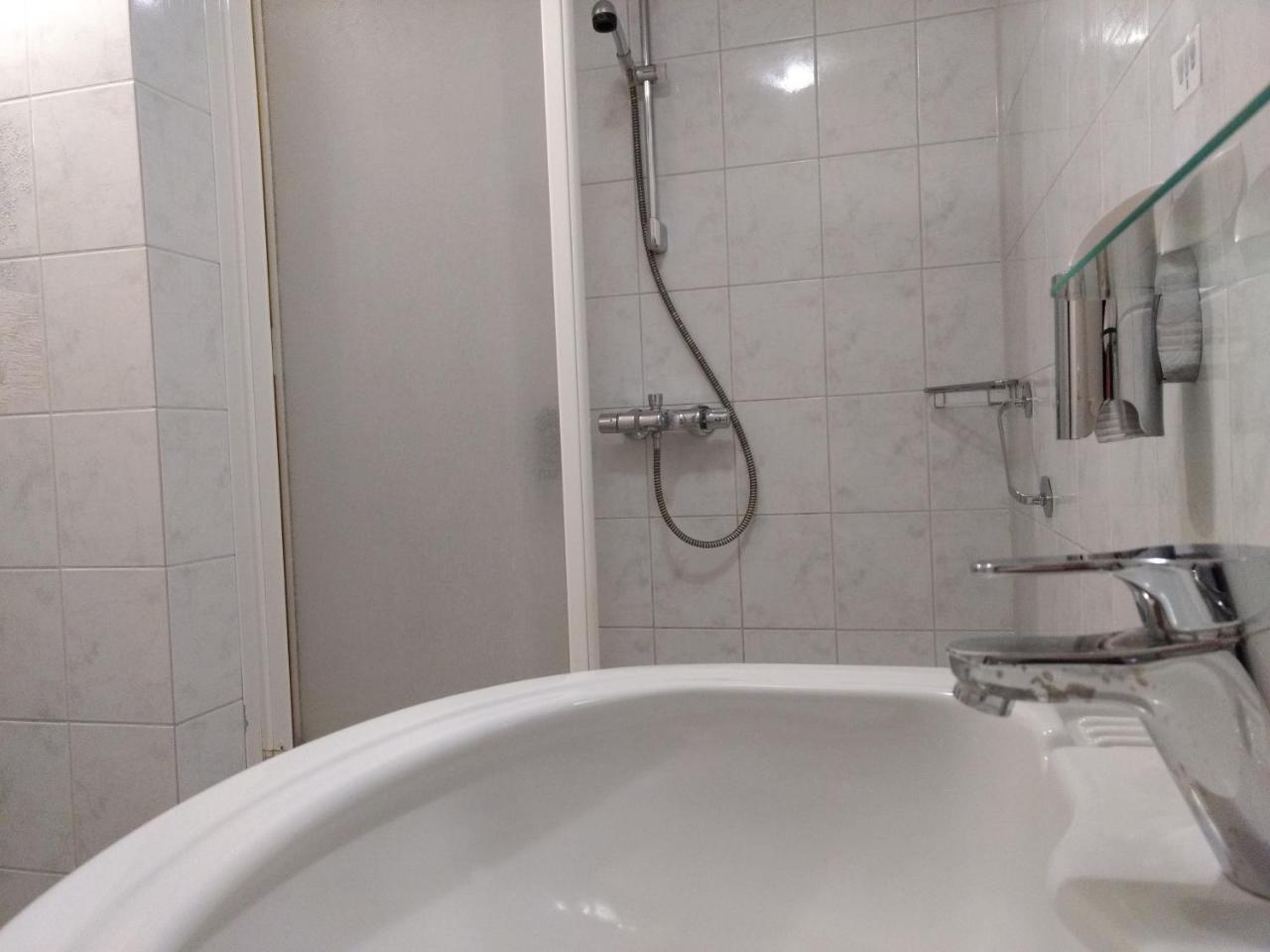 B&B-Hotel De Joremeinshoeve カーツスフーフェル エクステリア 写真